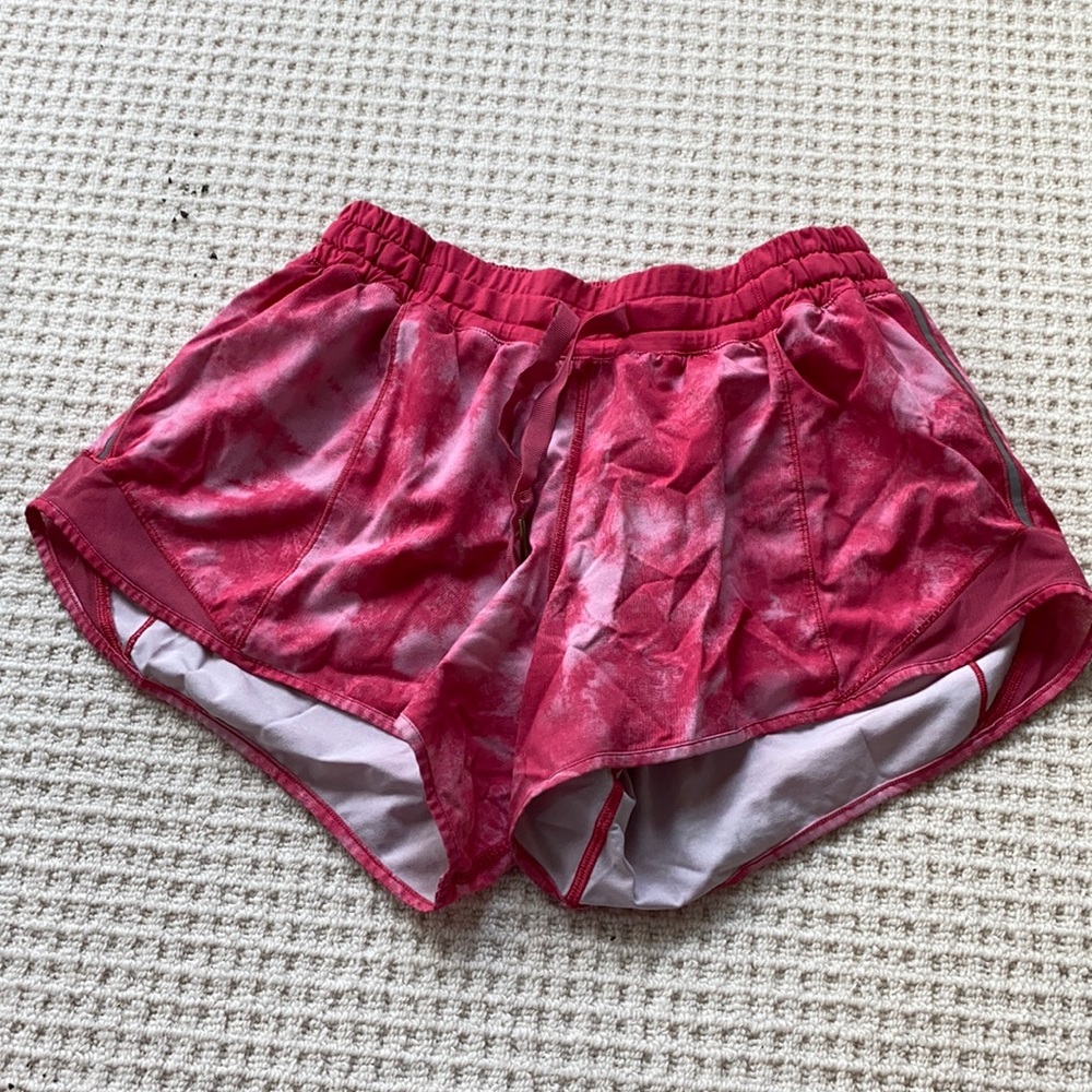 Tie dye lululemon shorts